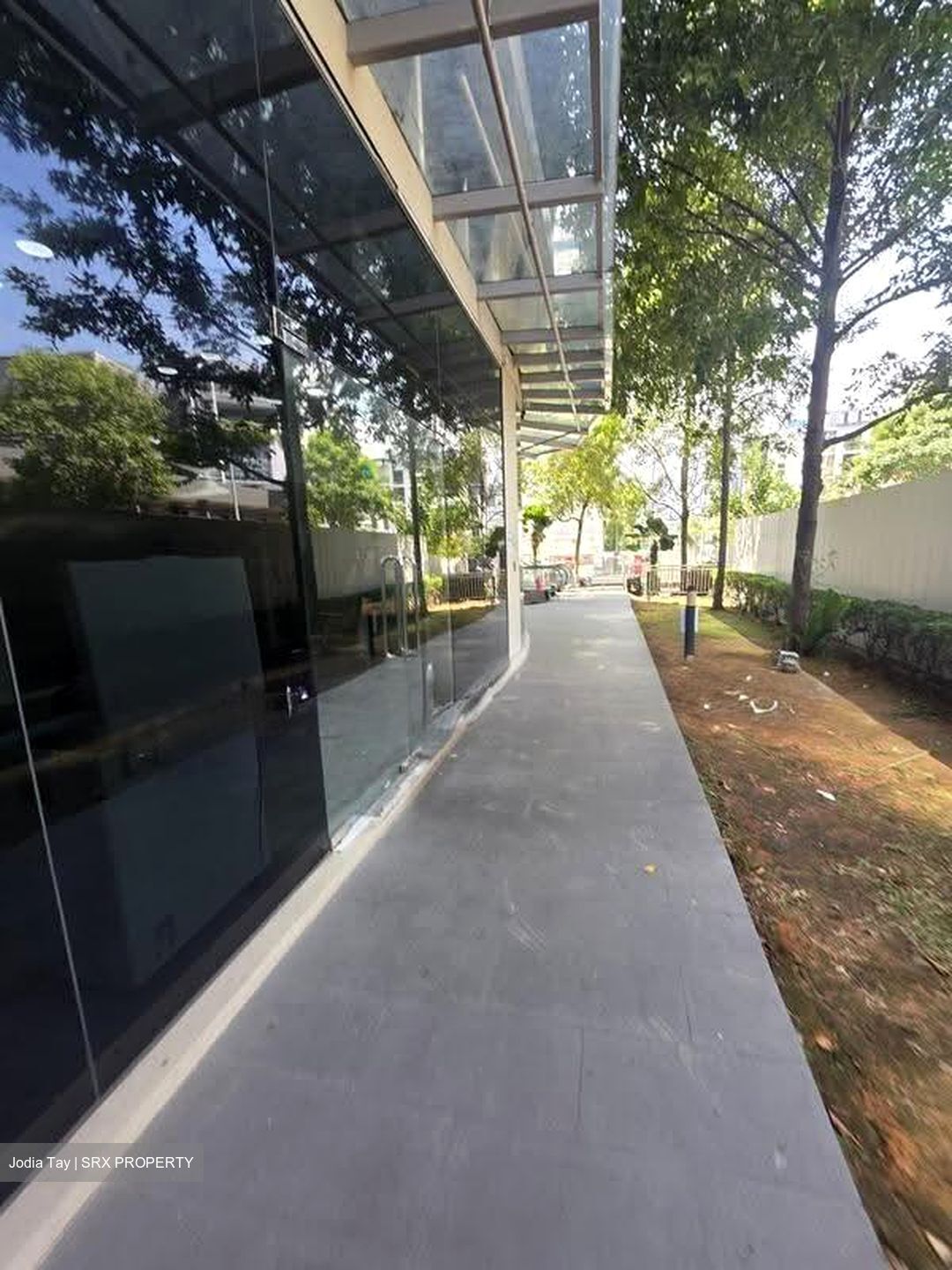 The Commerze@irving (D13), Retail #614900711
